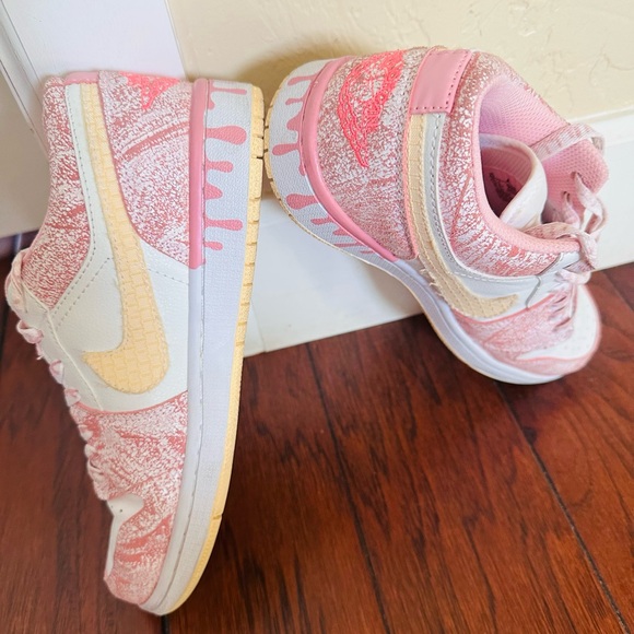 Jordan Brand Air Jordan 1 Low SE "Paint Drip" GS Men’s 8.5 Women’s 10 - Picture 10 of 10